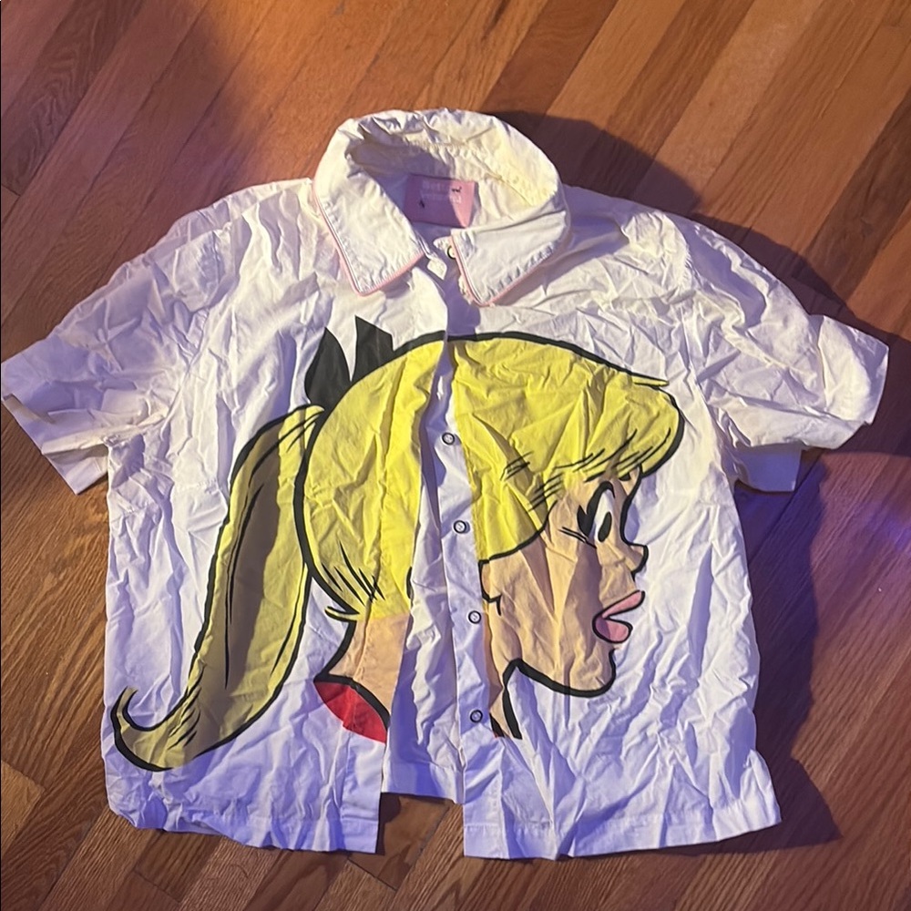 Betty Cropped Button-Up